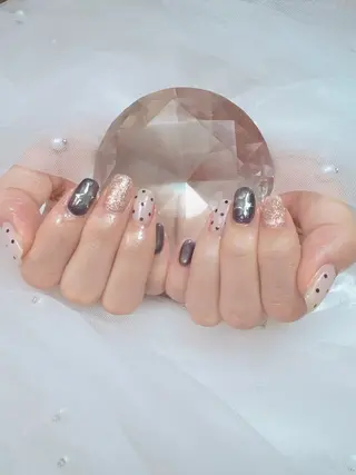 ネイル Queeens nailのネイルデザイン