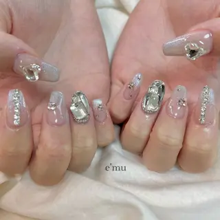 ネイル nail salon e'mu💐のネイルデザイン