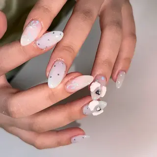 ミディアム 🦋Nail Amo🦋のネイルデザイン