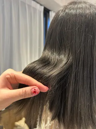 カラー ナチュラルレイヤー |艶髪|AYAKOのヘアスタイル