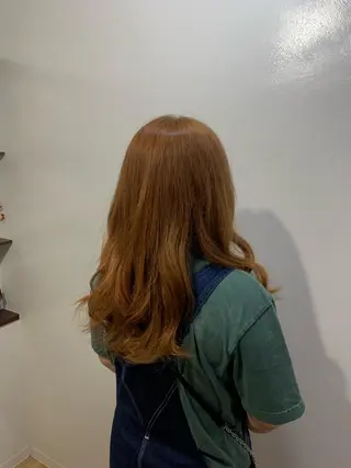 カラー 橋本 愛唯のヘアスタイル