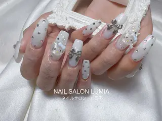 ネイル ネイルサロン ルミア Lumia 店長施術のネイルデザイン