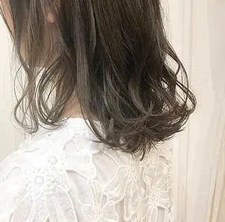 ミディアム カラー パーマ ヘアアレンジ メンズ キッズ ネイル マツエク・マツパ インナーカラー/ KANAのヘアスタイル