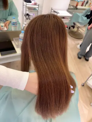 セミロング カラー ParveMix 岡本えりかのヘアスタイル