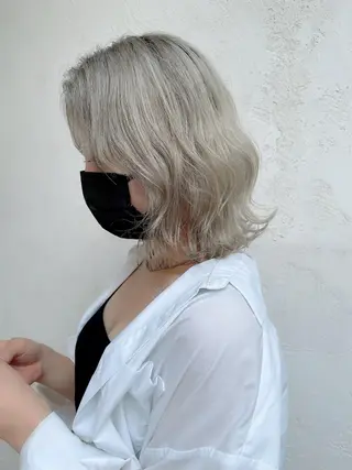 ミディアム カラー 顔周りカット 【オノザワリョウ】のヘアスタイル
