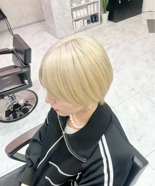 ショート 🦋ハイトーン🦋 石山 希理🦋のヘアスタイル