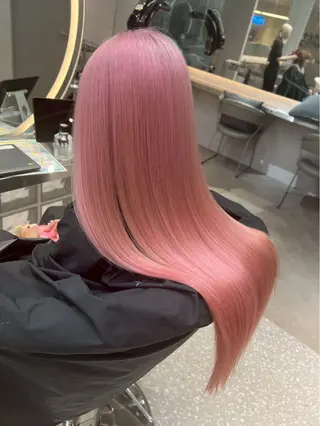 ロング カラー 富田 妃花栞のヘアスタイル