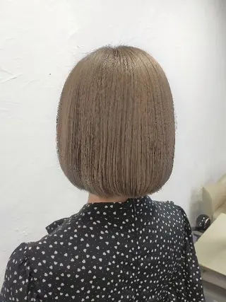 ショート カラー SiLO 🎀 𝕂𝕒𝕟𝕟𝕒のヘアスタイル
