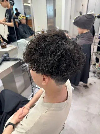 パーマ メンズ ブリーチ/パーマ特化 片平和寿のヘアスタイル
