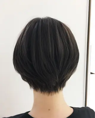 ショート パーマ 趙 英来のヘアスタイル
