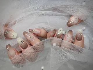 ネイル I-nailロング /ワンホン/キラキラのネイルデザイン