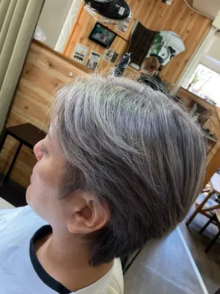 カラー メンズ 島袋 ヒロのヘアスタイル