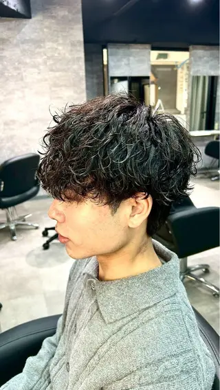 ショート パーマ メンズ 石田 大成のヘアスタイル