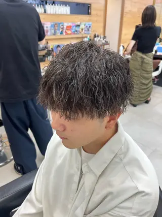 ミディアム パーマ メンズ ブリーチパーマ🌍 正木天のヘアスタイル