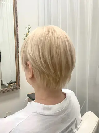 ショート acca / nozomiのヘアスタイル