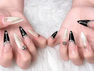 ネイル AURA NAIL 上前津のネイルデザイン