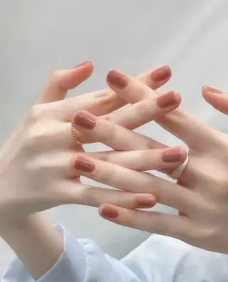 カラー 前田 芽のネイルデザイン