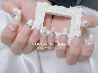 ネイル ネイルサロン ルミア Lumia 店長施術のネイルデザイン
