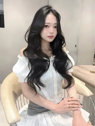 ロング カラー ♡Yoshino♡ 色っぽトレンドヘアのヘアスタイル