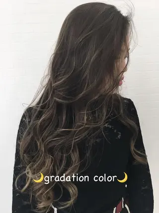 ロング カラー ハイライトカラー＆ ダブルカラー　田口のヘアスタイル