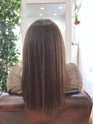 セミロング 大澤 唯のヘアスタイル