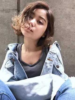 ミディアム カラー 一ノ瀬 暁のヘアスタイル