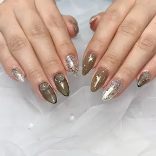 ネイル Nail salon Lakiのネイルデザイン