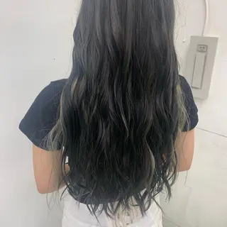 ロング カラー 川上 紗也加のヘアスタイル