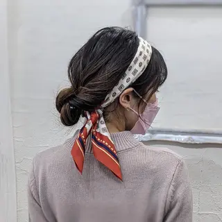 ヘアアレンジ セミロング HIKARI@ Ruheplatzのヘアスタイル
