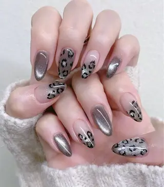 ネイル 🎀PG🩵 ネイルサロンのネイルデザイン
