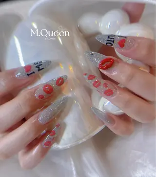 ネイル MQueen ネイルサロンマルのネイルデザイン