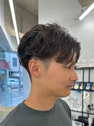 ショート パーマ メンズ Vir by browのヘアスタイル