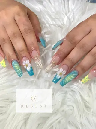 ネイル Sayaka❤️ REBEST京橋のネイルデザイン