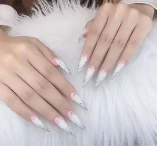 ロング Mirai Miraiのネイルデザイン