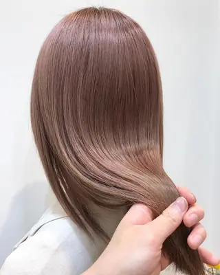 ロング カラー navile momoのヘアスタイル