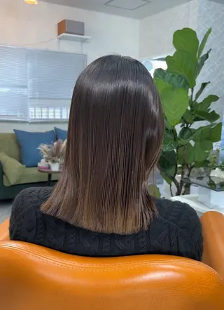 ミディアム Raffine YUKIのヘアスタイル