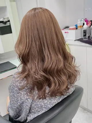 ロング カラー 透け上品ハイトーン 職人ゆうと🤍のヘアスタイル
