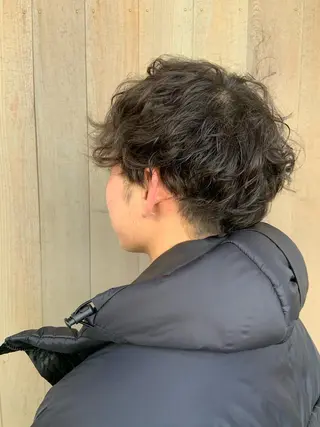 ショート カラー パーマ ヘアアレンジ メンズ ハイトーンカラー🤍 山下 優華のヘアスタイル