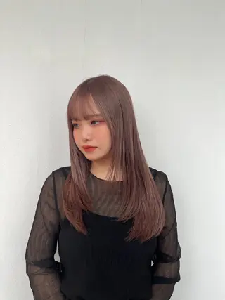 セミロング レイヤー似合わせ 透明感カラーりきやのヘアスタイル