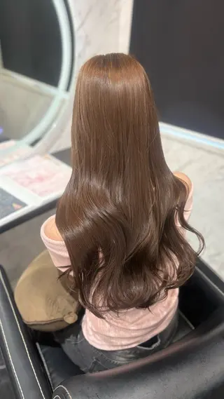 ロング カラー 神谷 咲笑のヘアスタイル