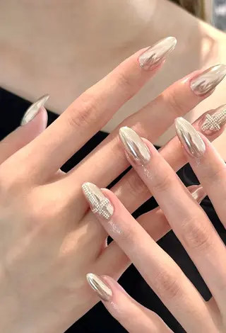 ネイル Dione Nail きよみのネイルデザイン