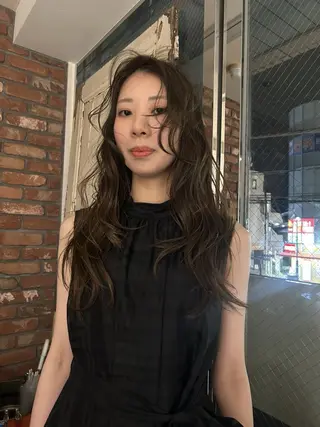 ロング パーマ momona english okのヘアスタイル