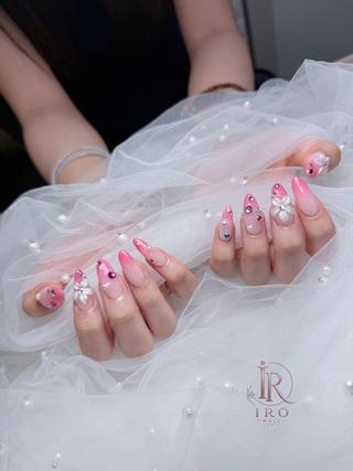 ネイル IRO FUNABASHIのネイルデザイン