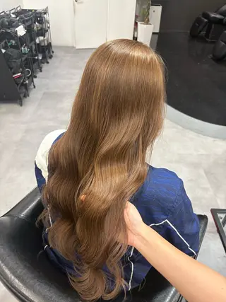 ロング カラー 當銘 花蓮のヘアスタイル