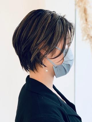 ショート カラー co-kyu コキュウのヘアスタイル