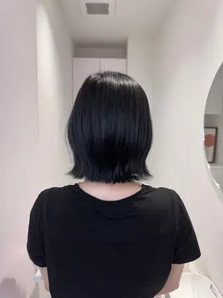 ショート 透明感カラー🫧⌇ AO🫐🩵のヘアスタイル