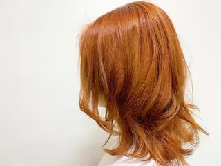 ミディアム カラー 黒崎 美乃里のヘアスタイル