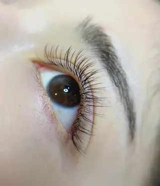 マツエク・マツパ リン リンのネイルデザイン