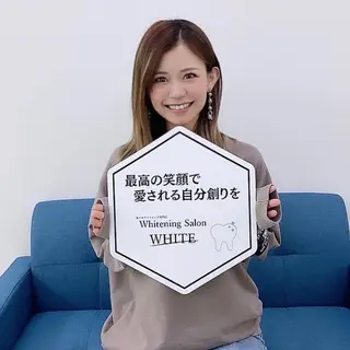 ミディアム ヘアアレンジ メンズ ネイル マツエク・マツパ アイブロウ ホワイトニング専門店 WHITE岐阜店のエステ・リラクイメージ