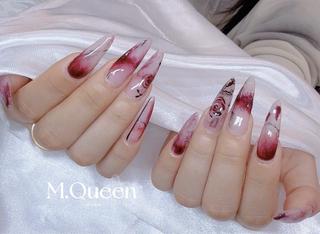 ネイル M.Queenネイル サロン天神今泉店のネイルデザイン